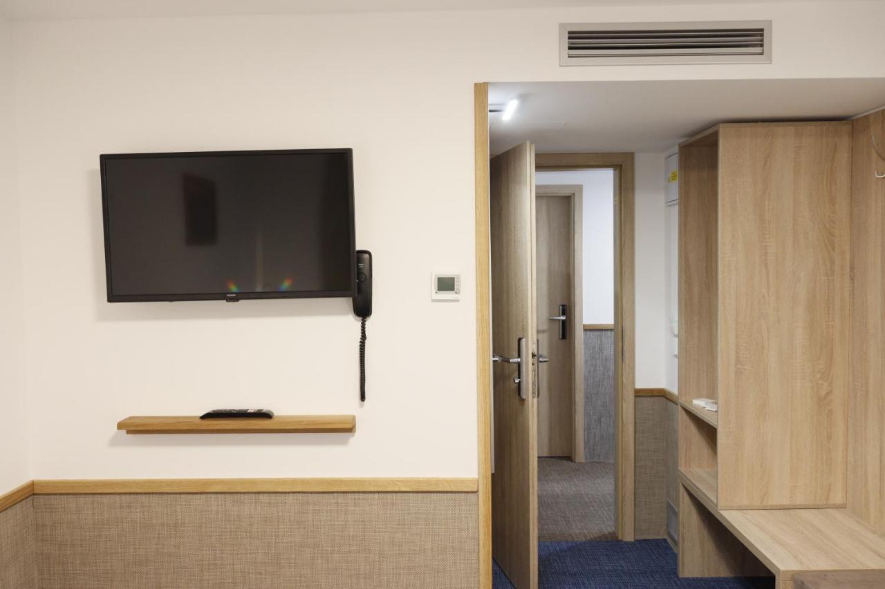 Hotel na wodzie Racek Praga