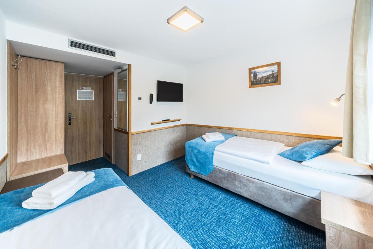 Racek Hotel na wodzie 3*