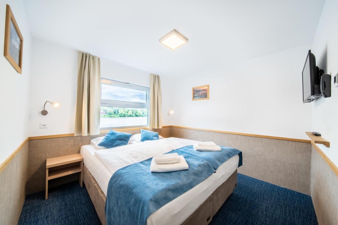 Hotel na wodzie Racek 3*