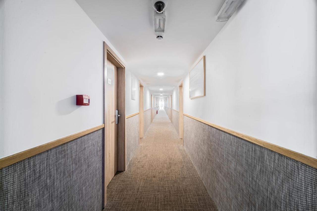 Racek Hotel na wodzie 3*