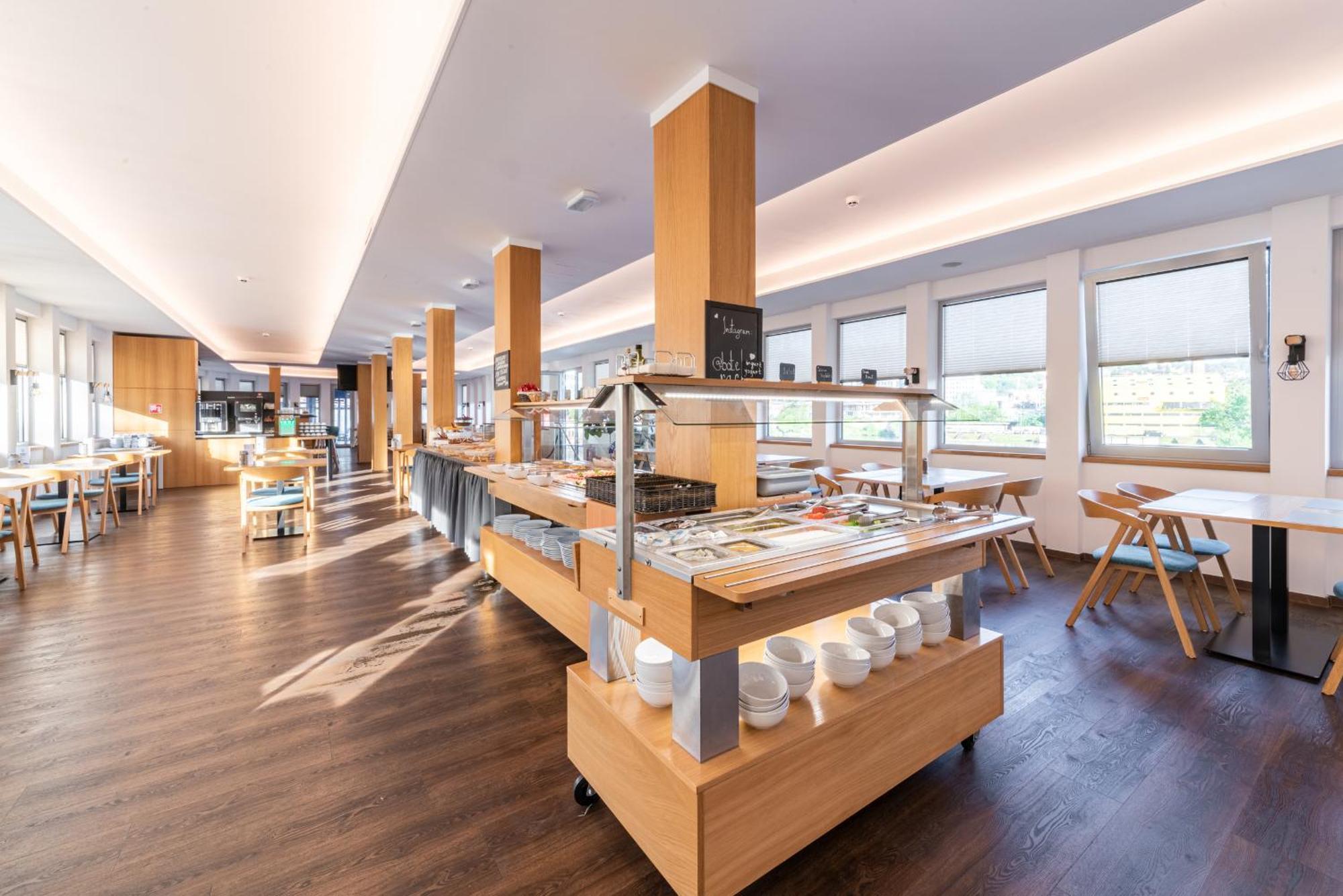 Racek Hotel na wodzie