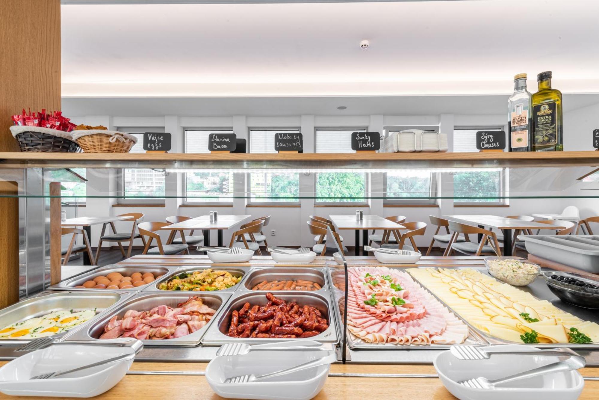 Racek Hotel en barco Praga